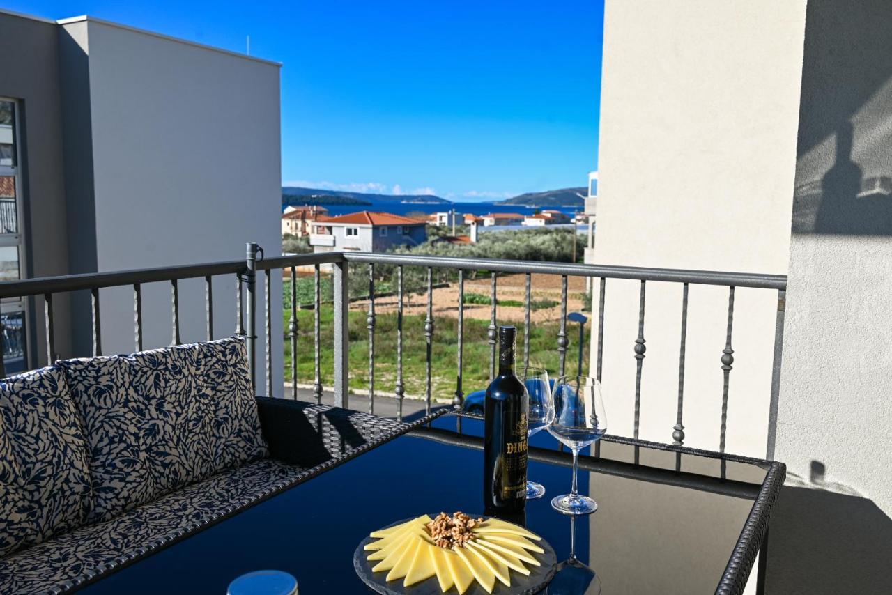 Apartment Marko Trogir Eksteriør billede