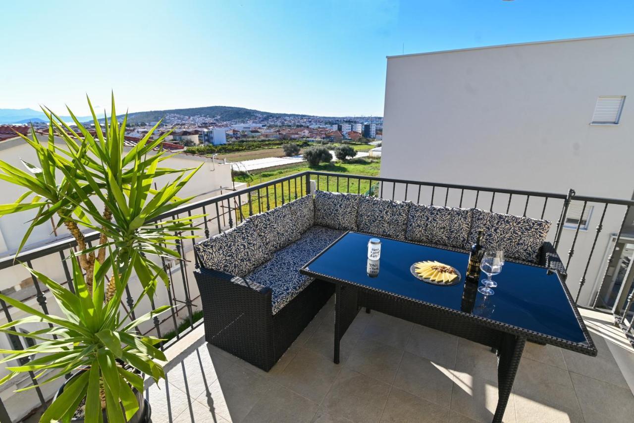 Apartment Marko Trogir Eksteriør billede