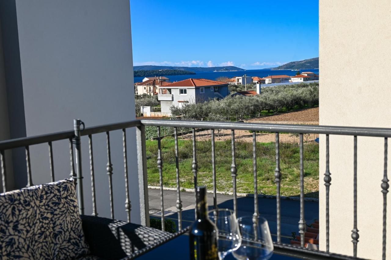 Apartment Marko Trogir Eksteriør billede