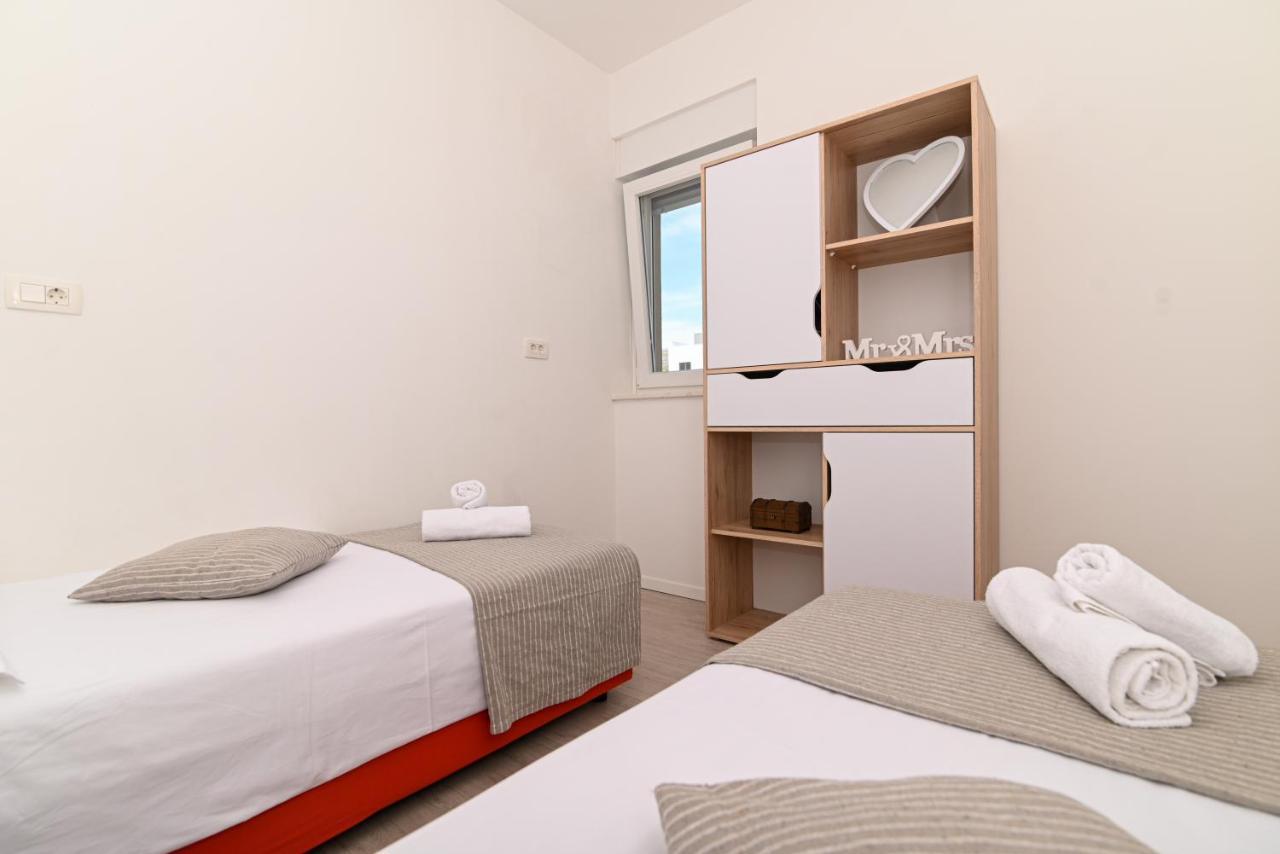Apartment Marko Trogir Eksteriør billede