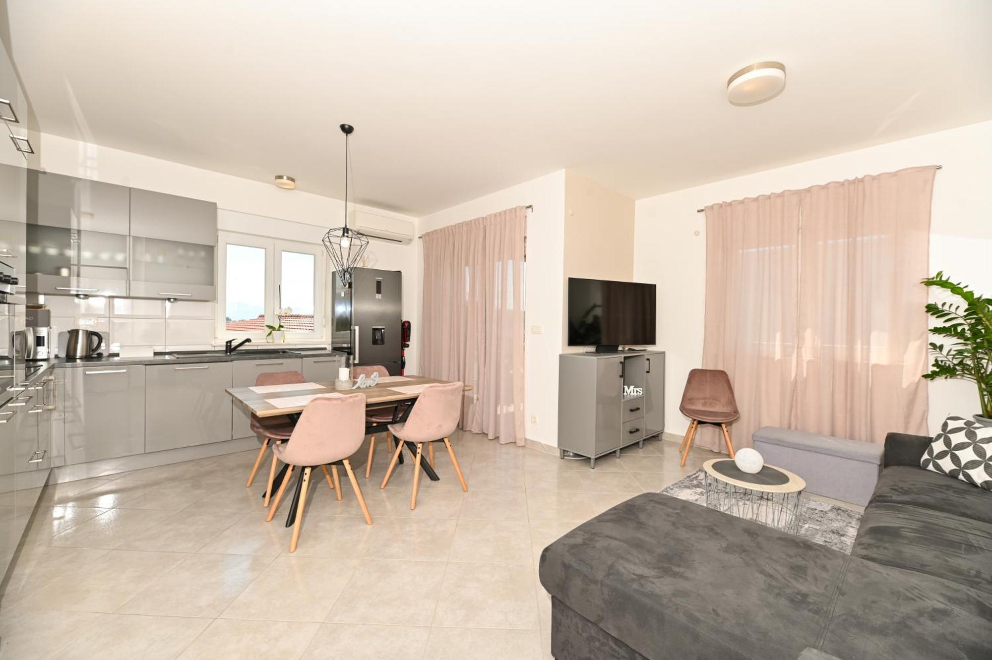 Apartment Marko Trogir Eksteriør billede